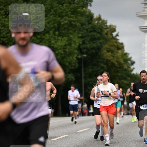 29.06.2025 - hella hamburg halbmarathon Dr. Thomas Lammeyer http://msf.ph/oto/8205829 29.06.2025 10:12:03 Kennedybrücke 1079, 1173, 1427, 1893, 2032, 2136, 3328, 3922, 3929, 4228, 5347, 5899, 6100, 7019, 7476, 7760, 9338 meine-sportfotos.de