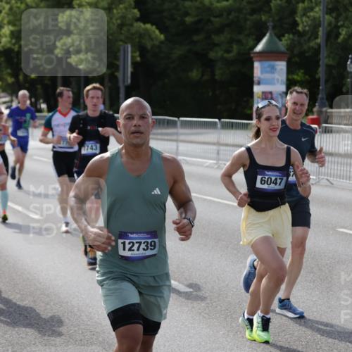 29.06.2025 - hella hamburg halbmarathon Jannik Wohlers http://msf.ph/oto/8205901 29.06.2025 09:48:36 Lombardsbrücke 1042, 1571, 1600, 1603, 2707, 2797, 4062, 5003, 5124, 6037, 6047, 7310, 7482, 7743, 7981, 8002, 8121, 9640, 9643, 10190, 10451, 10738, 10877, 11106, 11177, 11423, 11447, 12088, 12091, 12168, 12739, 13064, 13137, 13372, 13755, 14075, 14603, 14820, 15161, 15178, 16280, 17078, 17489, 17612, 17723, 17916, 18004, 18062, 18614, 19004 meine-sportfotos.de