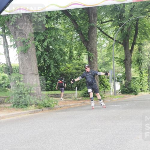 29.06.2025 - hella hamburg halbmarathon KatJ http://msf.ph/oto/8206045 29.06.2025 09:32:18 Zwischen KM18-KM19  meine-sportfotos.de