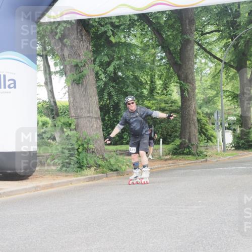 29.06.2025 - hella hamburg halbmarathon KatJ http://msf.ph/oto/8206144 29.06.2025 09:32:18 Zwischen KM18-KM19  meine-sportfotos.de