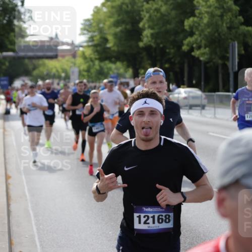 29.06.2025 - hella hamburg halbmarathon Jannik Wohlers http://msf.ph/oto/8206150 29.06.2025 09:48:38 Lombardsbrücke 1042, 1571, 1600, 1603, 2044, 2707, 2797, 4062, 5003, 5124, 6037, 6047, 7310, 7482, 7743, 7981, 8002, 8358, 9640, 9643, 10369, 10451, 10738, 10877, 11106, 11177, 11423, 11447, 12088, 12091, 12168, 12739, 13064, 13137, 13190, 13372, 13755, 14075, 14603, 14820, 15161, 15178, 16280, 16400, 17078, 17489, 17612, 17723, 17792, 17916, 18004, 18062, 18614, 19004 meine-sportfotos.de