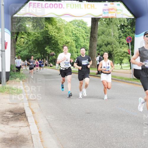 29.06.2025 - hella hamburg halbmarathon MichiJ http://msf.ph/oto/8206213 29.06.2025 10:22:30 Zwischen KM18-KM19 2879, 4602, 10453, 11745, 13618, 14908, 15326, 16881, 16931, 17151, 18679, 19059 meine-sportfotos.de