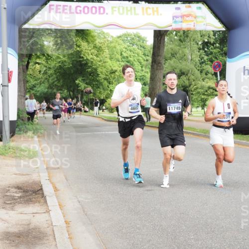 29.06.2025 - hella hamburg halbmarathon MichiJ http://msf.ph/oto/8206251 29.06.2025 10:22:30 Zwischen KM18-KM19 2879, 4602, 10453, 11745, 13618, 14908, 15326, 16881, 16931, 17151, 18679, 19059 meine-sportfotos.de