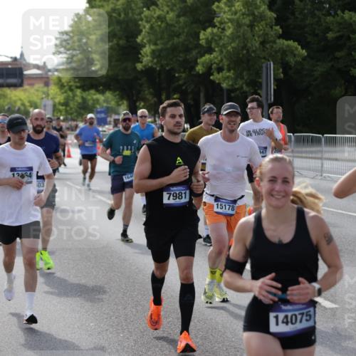 29.06.2025 - hella hamburg halbmarathon Jannik Wohlers http://msf.ph/oto/8206336 29.06.2025 09:48:41 Lombardsbrücke 1571, 1600, 1603, 2044, 2707, 2797, 4062, 5124, 5889, 6037, 6047, 7310, 7482, 7743, 7981, 8002, 8358, 9640, 10369, 10451, 10738, 10877, 11106, 11177, 11423, 11447, 12088, 12091, 12168, 12739, 13064, 13137, 13190, 13372, 13755, 13900, 14075, 14603, 14820, 14905, 15161, 15178, 16280, 16400, 17078, 17097, 17489, 17612, 17723, 17792, 17916, 18004, 18062, 18614, 19004 meine-sportfotos.de