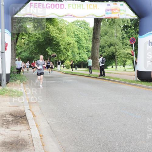 29.06.2025 - hella hamburg halbmarathon MichiJ http://msf.ph/oto/8206422 29.06.2025 10:22:32 Zwischen KM18-KM19 4602, 11745, 13618, 14908, 15326, 16931, 18679, 19059 meine-sportfotos.de