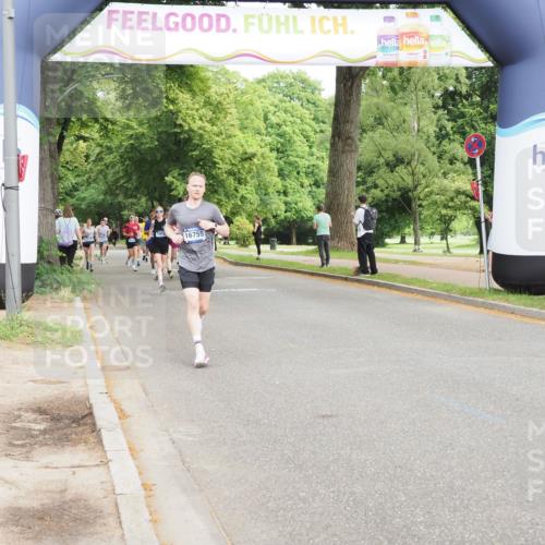 29.06.2025 - hella hamburg halbmarathon MichiJ http://msf.ph/oto/8206592 29.06.2025 10:22:33 Zwischen KM18-KM19 4602, 11745, 13618, 14908, 15326, 16931, 18679, 19059 meine-sportfotos.de