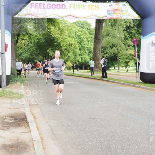 29.06.2025 - hella hamburg halbmarathon MichiJ http://msf.ph/oto/8206610 29.06.2025 10:22:33 Zwischen KM18-KM19 4602, 11745, 13618, 14908, 15326, 16931, 18679, 19059 meine-sportfotos.de