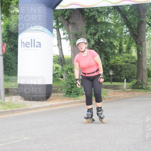 29.06.2025 - hella hamburg halbmarathon KatJ http://msf.ph/oto/8206666 29.06.2025 09:32:42 Zwischen KM18-KM19  meine-sportfotos.de