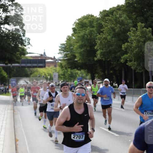 29.06.2025 - hella hamburg halbmarathon Jannik Wohlers http://msf.ph/oto/8206883 29.06.2025 09:48:43 Lombardsbrücke 1571, 1600, 1603, 2044, 2707, 2797, 4062, 5050, 5124, 5889, 6037, 6047, 6771, 7109, 7310, 7482, 7743, 7981, 8002, 8358, 9640, 10369, 10451, 10877, 11106, 11177, 11423, 11447, 12088, 12091, 12168, 12739, 13064, 13137, 13158, 13190, 13372, 13755, 13900, 14075, 14311, 14603, 14905, 15161, 15178, 16280, 16400, 17078, 17097, 17489, 17612, 17723, 17792, 17916, 18062, 18614, 19004 meine-sportfotos.de