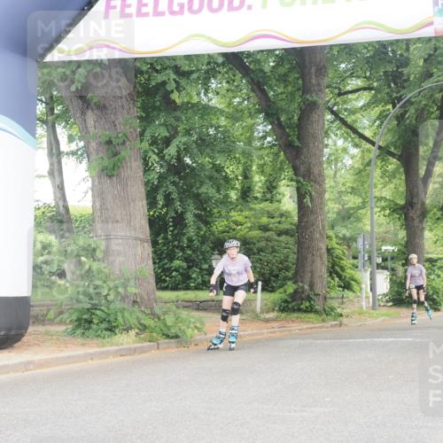 29.06.2025 - hella hamburg halbmarathon KatJ http://msf.ph/oto/8206888 29.06.2025 09:32:48 Zwischen KM18-KM19  meine-sportfotos.de
