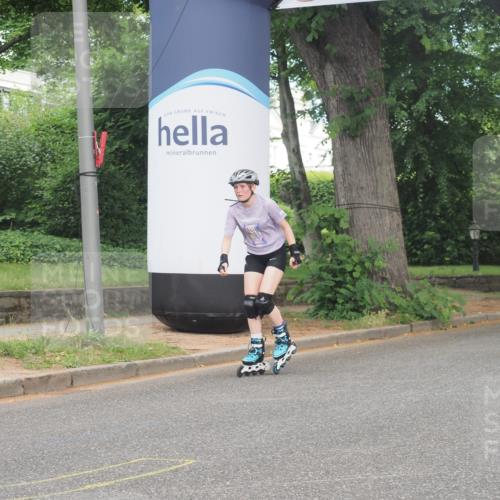 29.06.2025 - hella hamburg halbmarathon KatJ http://msf.ph/oto/8207163 29.06.2025 09:32:49 Zwischen KM18-KM19  meine-sportfotos.de