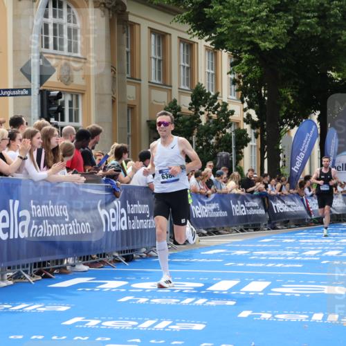29.06.2025 - hella hamburg halbmarathon Strokosch-Dieckow http://msf.ph/oto/8207345 29.06.2025 10:18:53 Ziel 6380, 11342 meine-sportfotos.de