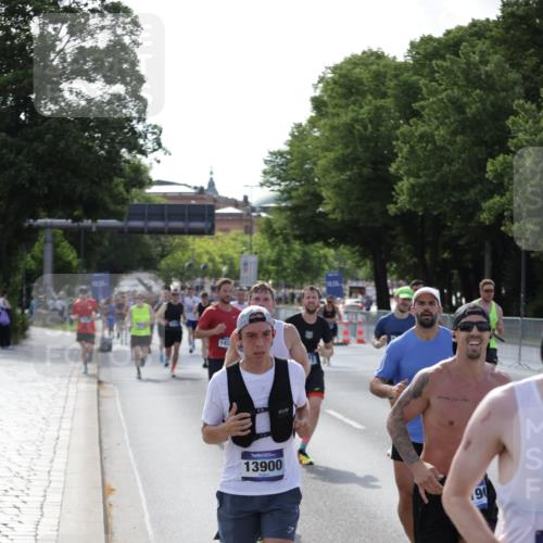 29.06.2025 - hella hamburg halbmarathon Jannik Wohlers http://msf.ph/oto/8207364 29.06.2025 09:48:45 Lombardsbrücke 1571, 1600, 1603, 2044, 2707, 2797, 5050, 5889, 6037, 6047, 6149, 6771, 7109, 7310, 7482, 7743, 7981, 8002, 8358, 9640, 10369, 10451, 10877, 11106, 11177, 11423, 11447, 11952, 12088, 12091, 12168, 12739, 13064, 13158, 13190, 13755, 13900, 14075, 14311, 14603, 14905, 15178, 16280, 16400, 17097, 17489, 17612, 17723, 17792, 17916, 18062, 18614, 19004 meine-sportfotos.de