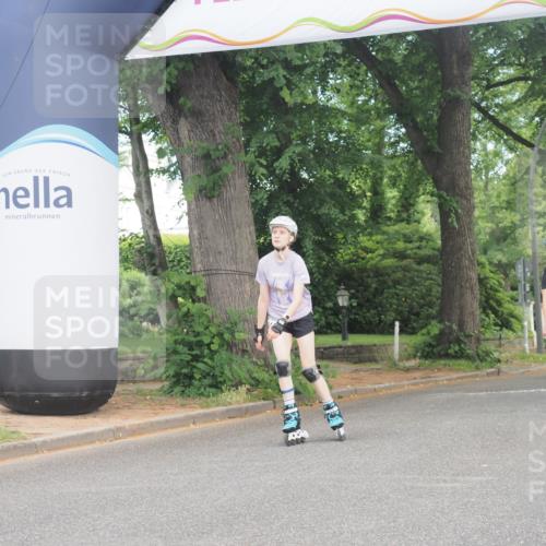 29.06.2025 - hella hamburg halbmarathon KatJ http://msf.ph/oto/8207366 29.06.2025 09:32:52 Zwischen KM18-KM19  meine-sportfotos.de