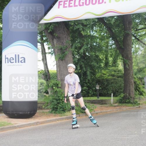 29.06.2025 - hella hamburg halbmarathon KatJ http://msf.ph/oto/8207402 29.06.2025 09:32:52 Zwischen KM18-KM19  meine-sportfotos.de