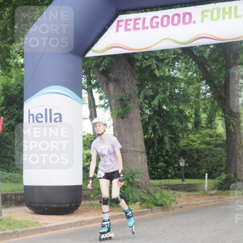 29.06.2025 - hella hamburg halbmarathon KatJ http://msf.ph/oto/8207460 29.06.2025 09:32:52 Zwischen KM18-KM19  meine-sportfotos.de
