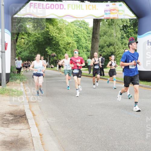 29.06.2025 - hella hamburg halbmarathon MichiJ http://msf.ph/oto/8207500 29.06.2025 10:22:40 Zwischen KM18-KM19 1910, 1959, 2836, 6473, 8956, 14975, 16148, 16724, 16755, 18455 meine-sportfotos.de