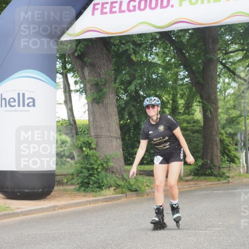 29.06.2025 - hella hamburg halbmarathon KatJ http://msf.ph/oto/8207560 29.06.2025 09:32:53 Zwischen KM18-KM19  meine-sportfotos.de