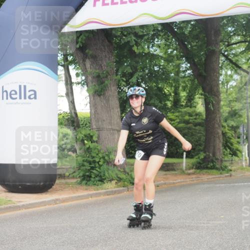 29.06.2025 - hella hamburg halbmarathon KatJ http://msf.ph/oto/8207588 29.06.2025 09:32:53 Zwischen KM18-KM19  meine-sportfotos.de