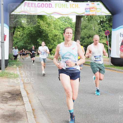 29.06.2025 - hella hamburg halbmarathon MichiJ http://msf.ph/oto/8207759 29.06.2025 10:22:42 Zwischen KM18-KM19 1910, 1959, 2836, 6473, 8956, 14975, 16148, 16724, 16755, 18455, 18731 meine-sportfotos.de