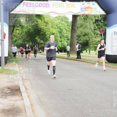 29.06.2025 - hella hamburg halbmarathon MichiJ http://msf.ph/oto/8208273 29.06.2025 10:22:46 Zwischen KM18-KM19 1959, 2836, 6473, 12290, 13066, 14549, 14975, 16148, 16724, 17802, 18455, 18731 meine-sportfotos.de