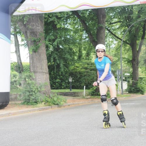 29.06.2025 - hella hamburg halbmarathon KatJ http://msf.ph/oto/8208430 29.06.2025 09:33:40 Zwischen KM18-KM19  meine-sportfotos.de