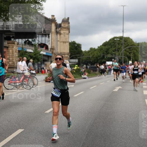 29.06.2025 - hella hamburg halbmarathon Yannick Fuchs http://msf.ph/oto/8208462 29.06.2025 10:44:58 20KM 1461, 1466, 1750, 1817, 2207, 2411, 2540, 2880, 3654, 4077, 4816, 5018, 5115, 6027, 6712, 7052, 7134, 7369, 7397, 7583, 8117, 8205, 8261, 8819, 9057, 10215, 11214, 11422, 12016, 12778, 12949, 13687, 13701, 13808, 13875, 14125, 14626, 15362, 15395, 15720, 16285, 16291, 17129, 17179, 17221, 17823, 18006, 18182, 18394, 18413, 18489 meine-sportfotos.de