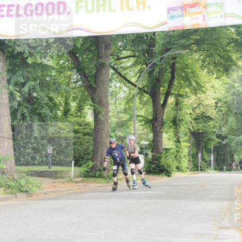29.06.2025 - hella hamburg halbmarathon KatJ http://msf.ph/oto/8208642 29.06.2025 09:34:28 Zwischen KM18-KM19  meine-sportfotos.de