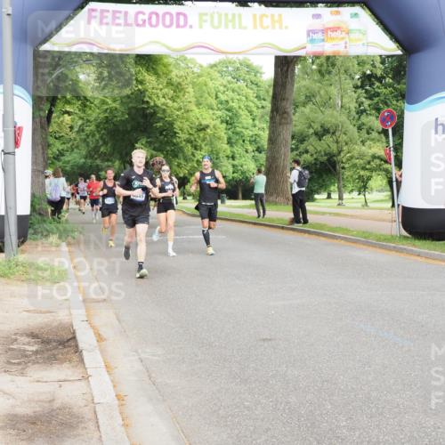 29.06.2025 - hella hamburg halbmarathon MichiJ http://msf.ph/oto/8208684 29.06.2025 10:22:49 Zwischen KM18-KM19 4246, 12290, 13066, 14549, 17802, 18731 meine-sportfotos.de
