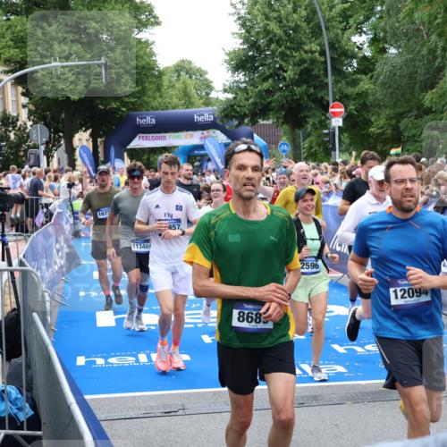 29.06.2025 - hella hamburg halbmarathon Zöllner http://msf.ph/oto/8208728 29.06.2025 10:49:39 Ziel 2504, 2516, 2592, 2596, 2889, 2937, 5705, 5978, 6115, 8689, 9038, 9463, 9649, 11340, 11679, 11977, 12094, 13233, 14562, 15392, 15857, 16114, 16592, 16738, 17001, 18058 meine-sportfotos.de
