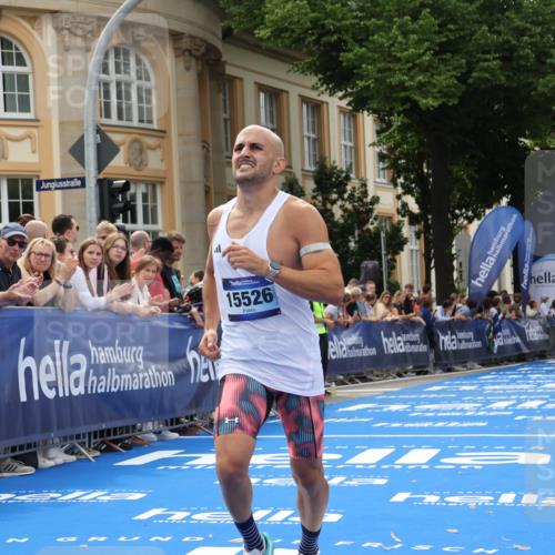 29.06.2025 - hella hamburg halbmarathon Strokosch-Dieckow http://msf.ph/oto/8208769 29.06.2025 10:20:37 Ziel 14360, 15526 meine-sportfotos.de