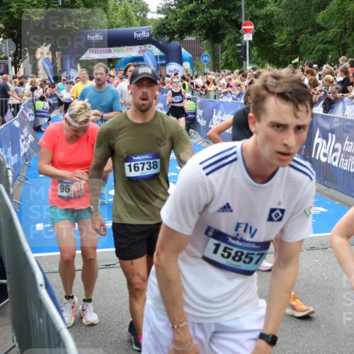 29.06.2025 - hella hamburg halbmarathon Zöllner http://msf.ph/oto/8209030 29.06.2025 10:49:44 Ziel 2504, 2706, 2937, 3060, 3543, 5894, 5978, 6115, 7332, 9463, 9551, 9619, 9723, 11977, 13159, 14794, 16843, 16877, 17282, 18058, 18451, 18926 meine-sportfotos.de