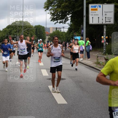 29.06.2025 - hella hamburg halbmarathon Yannick Fuchs http://msf.ph/oto/8209036 29.06.2025 10:45:05 20KM 1366, 1461, 2207, 2411, 2540, 2880, 3654, 4077, 4816, 5018, 5336, 5600, 7052, 7134, 7369, 8117, 8205, 8261, 8508, 8819, 9057, 10057, 10215, 10508, 10603, 11214, 11422, 11512, 11733, 12016, 12778, 12949, 13073, 13808, 14125, 15480, 15720, 15871, 16285, 16291, 16907, 17129, 17221, 17823, 18006, 18182, 18413, 18489, 19007 meine-sportfotos.de