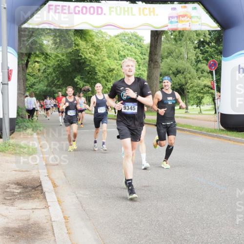 29.06.2025 - hella hamburg halbmarathon MichiJ http://msf.ph/oto/8209083 29.06.2025 10:22:51 Zwischen KM18-KM19 4246, 9345, 12290, 13066, 14310, 14549, 17802 meine-sportfotos.de