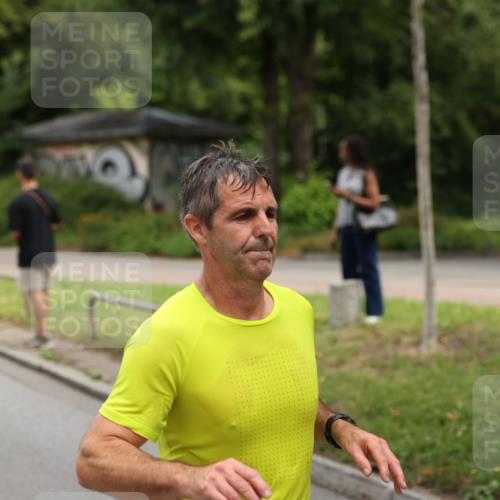29.06.2025 - hella hamburg halbmarathon Yannick Fuchs http://msf.ph/oto/8209146 29.06.2025 10:45:05 20KM 1366, 1461, 2207, 2411, 2540, 2880, 3654, 4077, 4816, 5018, 5336, 5600, 7052, 7134, 7369, 8117, 8205, 8261, 8508, 8819, 9057, 10057, 10215, 10508, 10603, 11214, 11422, 11512, 11733, 12016, 12778, 12949, 13073, 13808, 14125, 15480, 15720, 15871, 16285, 16291, 16907, 17129, 17221, 17823, 18006, 18182, 18413, 18489, 19007 meine-sportfotos.de