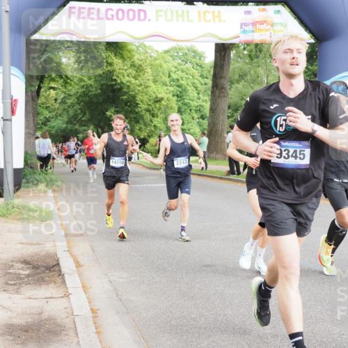 29.06.2025 - hella hamburg halbmarathon MichiJ http://msf.ph/oto/8209182 29.06.2025 10:22:52 Zwischen KM18-KM19 4246, 9345, 10865, 13066, 14310, 17802 meine-sportfotos.de