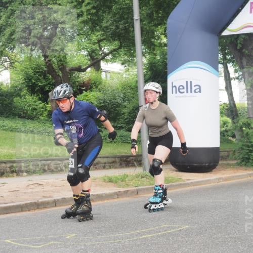 29.06.2025 - hella hamburg halbmarathon KatJ http://msf.ph/oto/8209258 29.06.2025 09:34:31 Zwischen KM18-KM19  meine-sportfotos.de