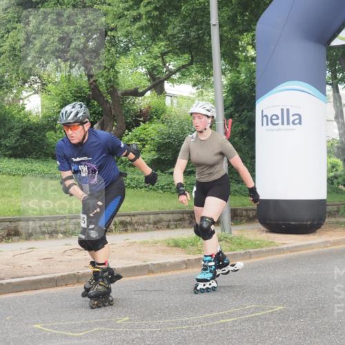 29.06.2025 - hella hamburg halbmarathon KatJ http://msf.ph/oto/8209307 29.06.2025 09:34:31 Zwischen KM18-KM19  meine-sportfotos.de