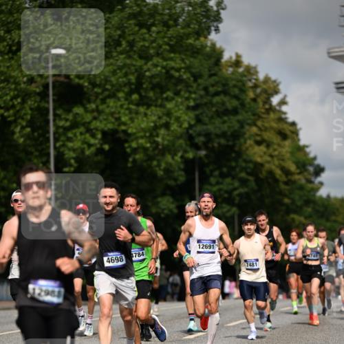 29.06.2025 - hella hamburg halbmarathon Dr. Thomas Lammeyer http://msf.ph/oto/8209608 29.06.2025 09:48:48 Kennedybrücke 1990, 2689, 3043, 4050, 4129, 4679, 4698, 4749, 5328, 5746, 5826, 6358, 7481, 7723, 8190, 8883, 9634, 10017, 11120, 11413 meine-sportfotos.de