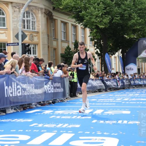 29.06.2025 - hella hamburg halbmarathon Strokosch-Dieckow http://msf.ph/oto/8209720 29.06.2025 10:21:21 Ziel 14933 meine-sportfotos.de