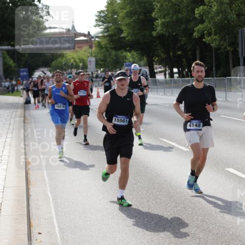 29.06.2025 - hella hamburg halbmarathon Jannik Wohlers http://msf.ph/oto/8209981 29.06.2025 09:49:00 Lombardsbrücke 2745, 2750, 2849, 2980, 3014, 3116, 4148, 4766, 5050, 5648, 5889, 6149, 6771, 7035, 7109, 11952, 12098, 13158, 13900, 14311, 14359, 14629, 14667, 14905, 15328, 15410, 15561, 15991, 16816, 17097, 17182, 17722, 18156, 18183, 18188, 18193 meine-sportfotos.de