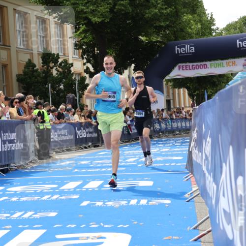 29.06.2025 - hella hamburg halbmarathon Strokosch-Dieckow http://msf.ph/oto/8210021 29.06.2025 10:21:40 Ziel 6559, 9442, 11965 meine-sportfotos.de
