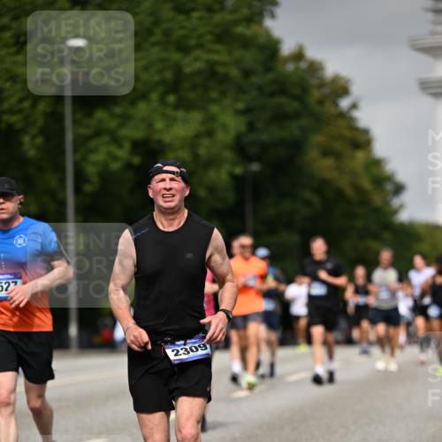 29.06.2025 - hella hamburg halbmarathon Dr. Thomas Lammeyer http://msf.ph/oto/8210155 29.06.2025 10:12:29 Kennedybrücke 1527, 2190, 2309, 4864, 5100, 5347, 6100, 6590, 6918, 7348, 7453, 9071, 9457, 9616, 9966 meine-sportfotos.de