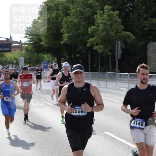29.06.2025 - hella hamburg halbmarathon Jannik Wohlers http://msf.ph/oto/8210182 29.06.2025 09:49:01 Lombardsbrücke 2745, 2750, 2849, 2980, 3014, 3116, 4148, 4766, 5050, 5648, 5889, 6149, 6771, 7035, 7109, 11952, 12098, 13158, 14311, 14359, 14629, 14667, 14905, 15328, 15410, 15561, 15991, 16816, 17182, 17722, 18156, 18183, 18188, 18193 meine-sportfotos.de
