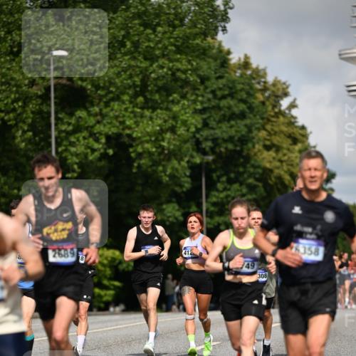 29.06.2025 - hella hamburg halbmarathon Dr. Thomas Lammeyer http://msf.ph/oto/8210274 29.06.2025 09:48:52 Kennedybrücke 57, 1686, 1707, 1990, 2689, 4050, 4129, 4679, 4698, 4749, 5187, 5826, 6358, 7481, 7723, 7880, 7965, 8190, 9634, 10017, 10876, 11120 meine-sportfotos.de