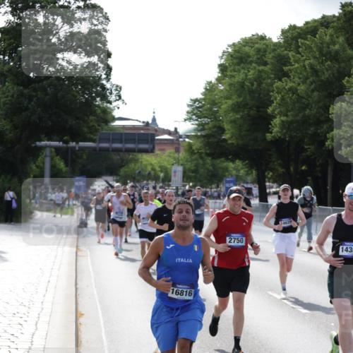 29.06.2025 - hella hamburg halbmarathon Jannik Wohlers http://msf.ph/oto/8210295 29.06.2025 09:49:02 Lombardsbrücke 2745, 2750, 2849, 2980, 3014, 3116, 4148, 4766, 5050, 5648, 5889, 6149, 6771, 7035, 7109, 11952, 12098, 13158, 14311, 14359, 14629, 14667, 14905, 15328, 15410, 15561, 15991, 16816, 17182, 17192, 17646, 17722, 18156, 18183, 18188, 18193, 18547 meine-sportfotos.de