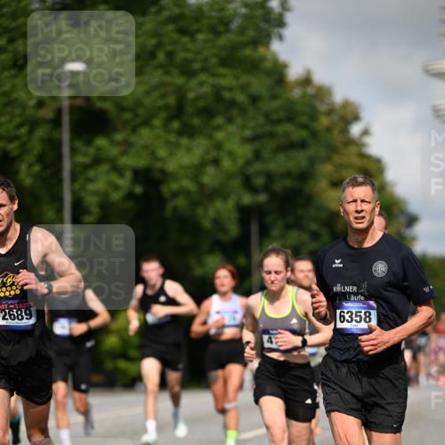 29.06.2025 - hella hamburg halbmarathon Dr. Thomas Lammeyer http://msf.ph/oto/8210319 29.06.2025 09:48:53 Kennedybrücke 57, 1686, 1707, 1990, 2689, 4050, 4129, 4679, 4698, 4749, 5187, 5826, 6358, 6878, 7481, 7723, 7880, 7965, 8190, 9634, 10017, 10876, 11120 meine-sportfotos.de