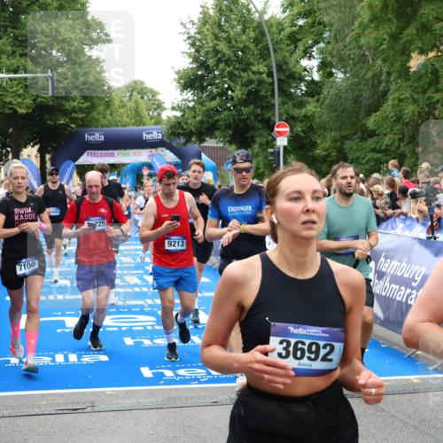 29.06.2025 - hella hamburg halbmarathon Zöllner http://msf.ph/oto/8210367 29.06.2025 10:50:08 Ziel 1216, 1321, 1507, 2020, 3562, 7100, 7657, 8313, 9031, 9213, 9303, 9965, 12203, 12271, 13225, 13282, 13758, 14257, 16403, 18228, 18657, 18658, 18884, 19112 meine-sportfotos.de