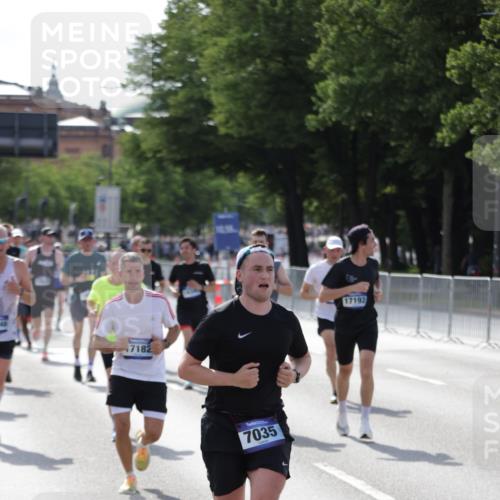 29.06.2025 - hella hamburg halbmarathon Jannik Wohlers http://msf.ph/oto/8210372 29.06.2025 09:49:04 Lombardsbrücke 2745, 2750, 2849, 2980, 3014, 3116, 4148, 4766, 5648, 6095, 6149, 7035, 7229, 9914, 11952, 12098, 13158, 14359, 14629, 14667, 14789, 15094, 15328, 15410, 15561, 15991, 16347, 16523, 16816, 16819, 17182, 17192, 17646, 17722, 18156, 18183, 18188, 18193, 18547 meine-sportfotos.de