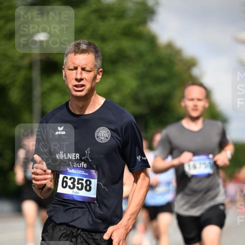 29.06.2025 - hella hamburg halbmarathon Dr. Thomas Lammeyer http://msf.ph/oto/8210394 29.06.2025 09:48:54 Kennedybrücke 57, 1686, 1707, 1990, 2689, 4050, 4129, 4679, 4698, 4749, 5187, 5550, 5826, 6358, 6878, 7481, 7723, 7880, 7965, 8190, 9634, 10017, 10876, 11120 meine-sportfotos.de